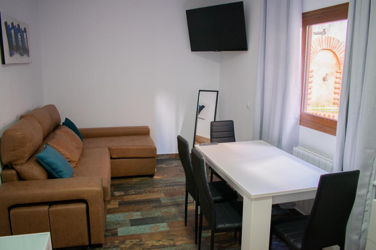 Apartamentos Cerezo La Codosera Exterior photo